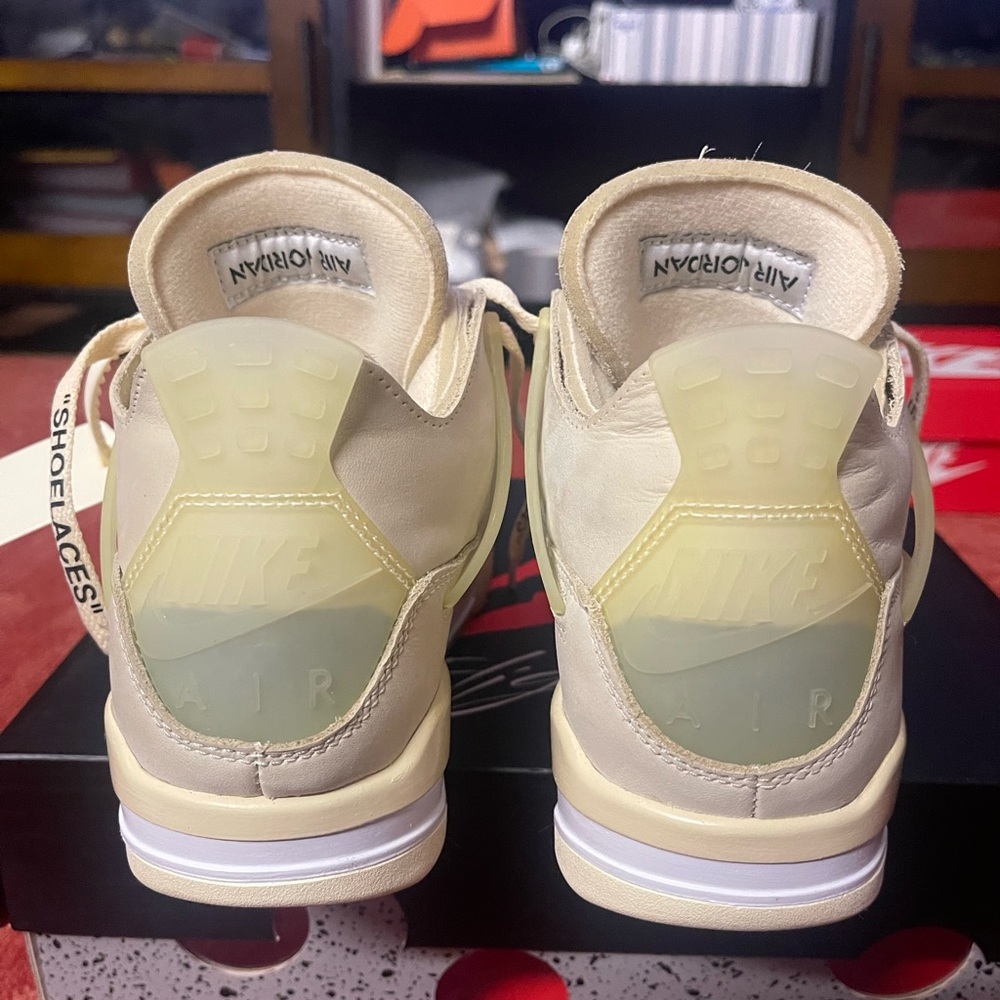 Off-White x Wmns Air Jordan 4 Retro SP 'Sail'. - Picture 8 of 15